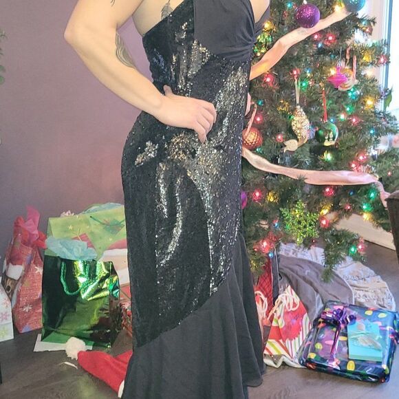 AMANDA WAKELY Black Long Evening Gown - Picture 7 of 11